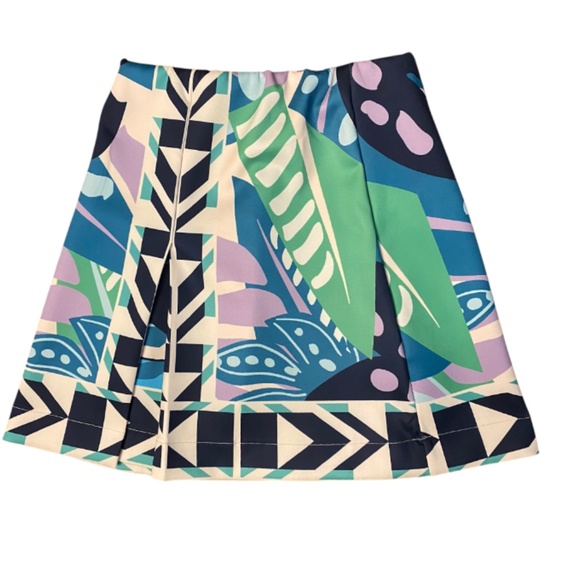 Tropical Leaf Print Satin Top with the Matching Skirt - Picture 7 of 8